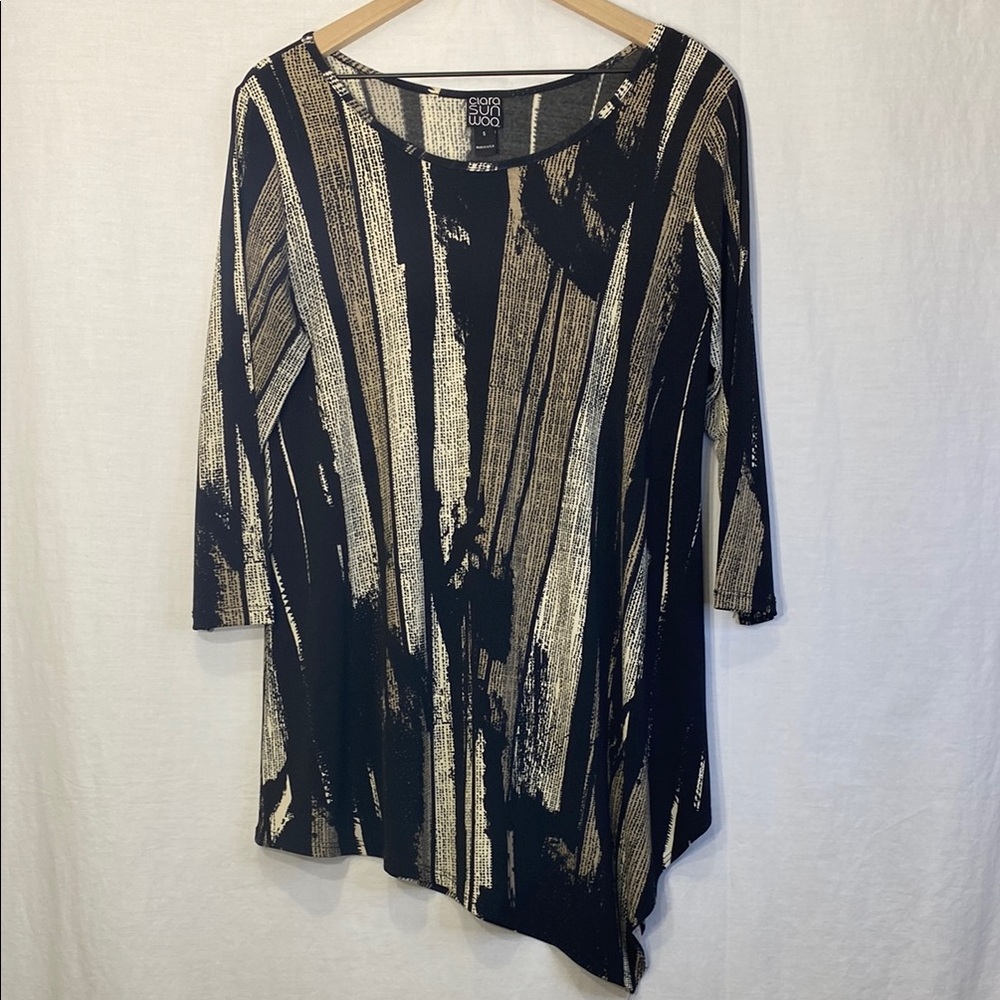 Clara Sun Woo Women’s Small Asymmetrical Graphic Tunic - travel, packable